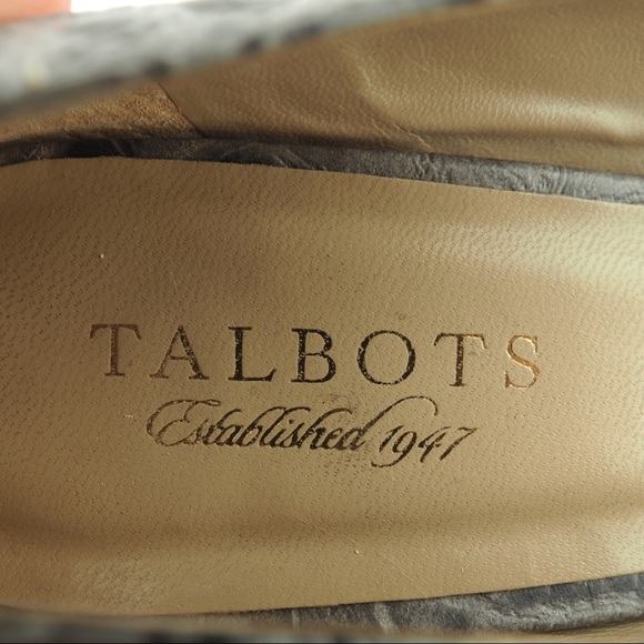 Talbots sz 8.5 gray croc embossed platform heels - Picture 4 of 7